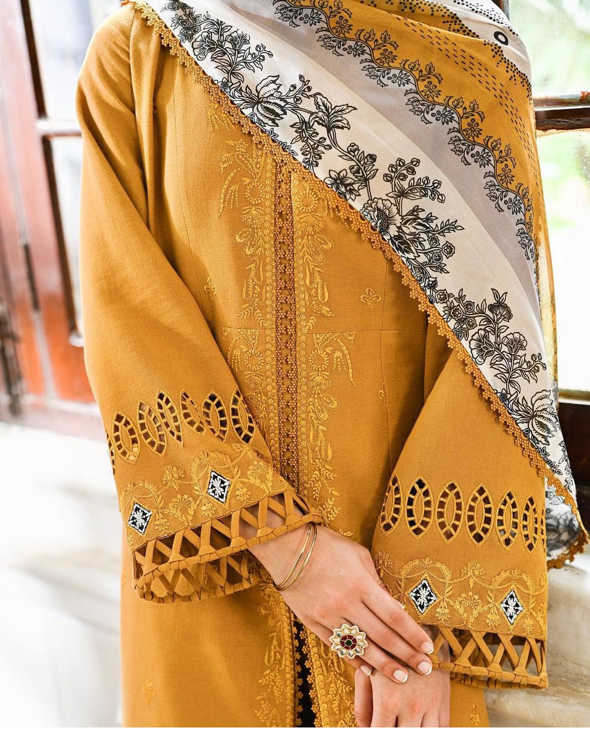 WhatsApp Image 2024-10-31 at 15.28.46