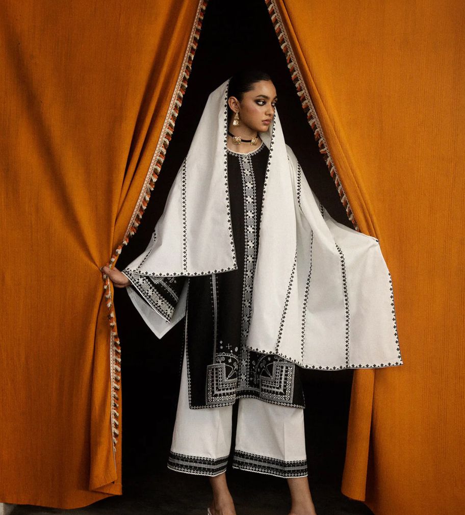 WhatsApp Image 2024-11-08 at 17.40.31