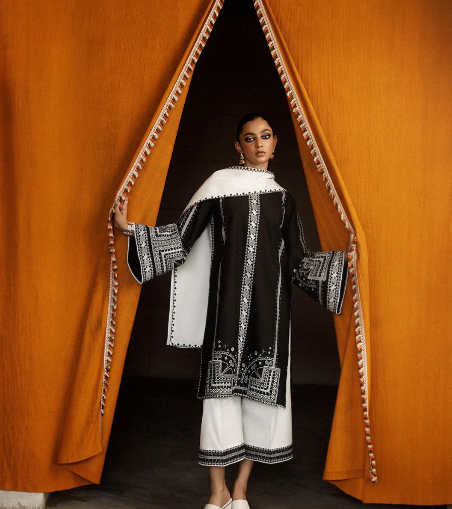 WhatsApp Image 2024-11-08 at 17.40.37 (1)