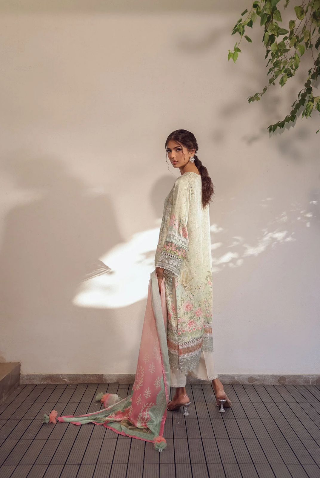 WhatsApp Image 2024-11-09 at 17.03.25 (1)